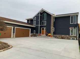 3149 Castle West Cir NW, Massillon, OH