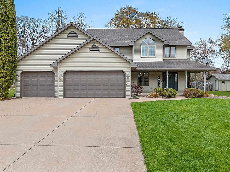1st image of 1354 Camelot Ct