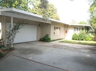 19041 E Mauna Loa Ave, Glendora, CA 91740
