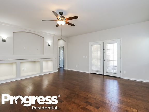 3rd image of 1496 W Dove Tree Ave