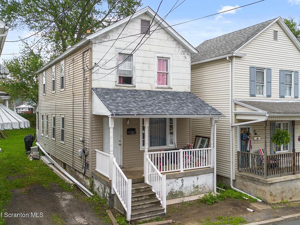 1st image of 68 Lloyds Ln