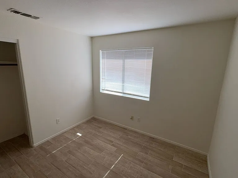 505 S 93rd Pl — Photo 13