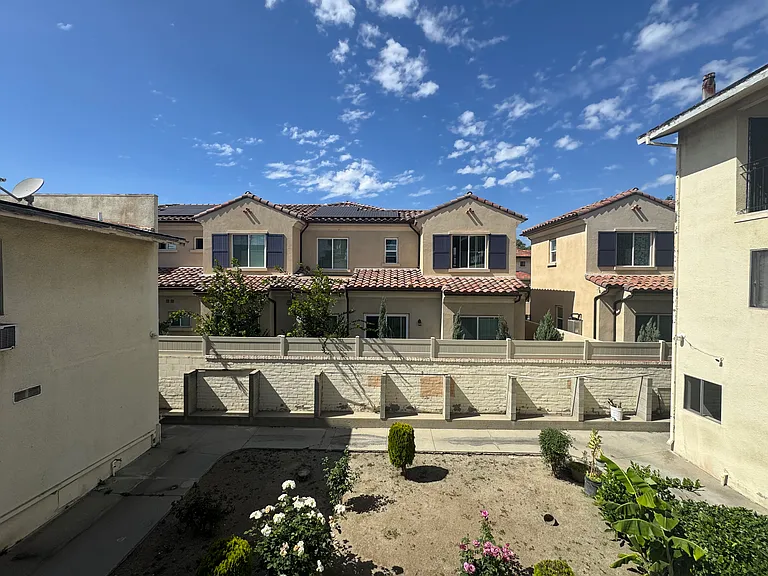 5708 Temple City Blvd — Photo 18