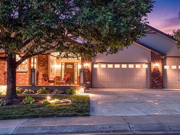 3rd image of 3696 Downieville Street