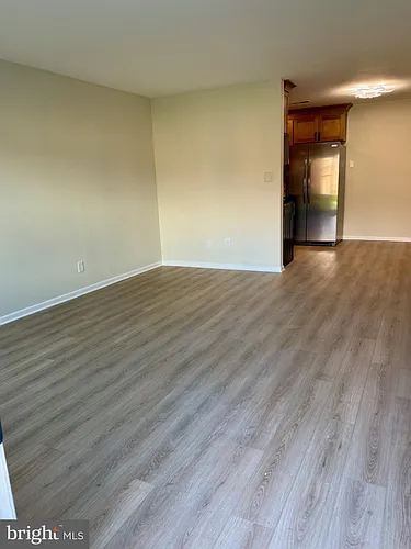 405 Winding Way Photo 1