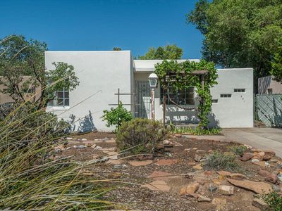 521 Aliso Dr NE, Albuquerque, NM, 87108