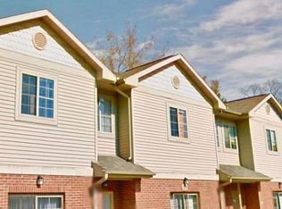 520 Bowery St APT 3, Iowa City, IA 52240