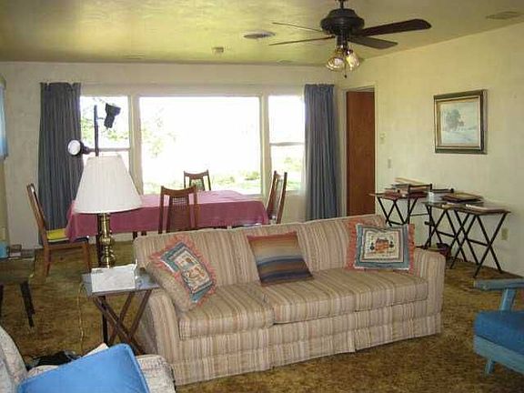 2nd image of 413 Island Lodges Dr