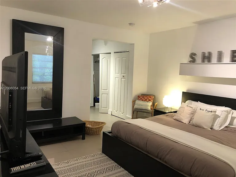 911 Meridian Ave #105 — Photo 29