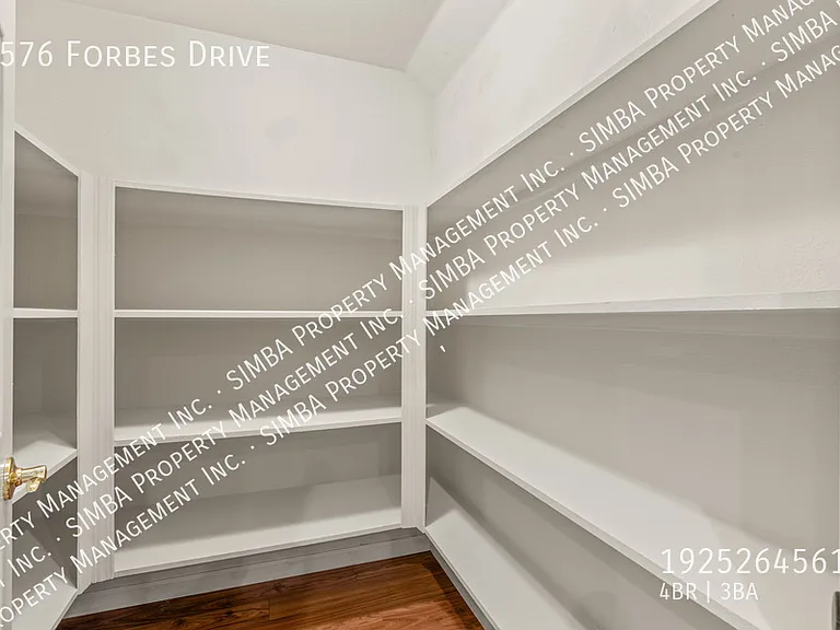 5576 Forbes Dr — Photo 20