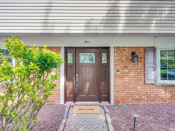 4 Talbot Road, Marlboro, NJ 07746