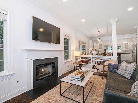 5th image of 23 Cedar Pl