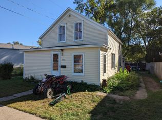 716 Walnut St, Yankton, SD 57078