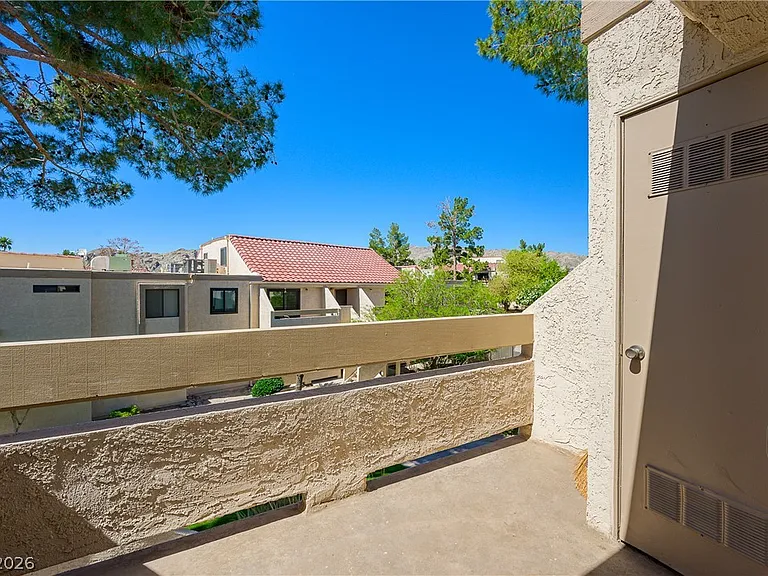 3770 Desert Marina Dr #52 — Photo 37