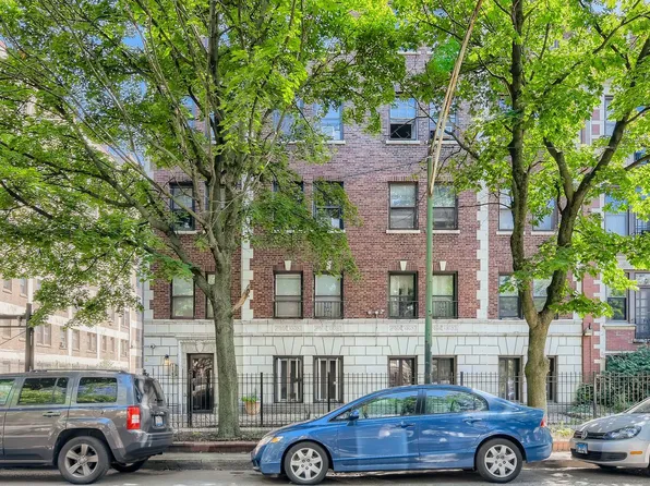 5135 S Kenwood Ave APT 607, Chicago, IL 60615