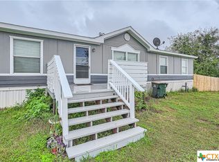 1001 Wayne Ridge Dr, San Marcos, TX 78666