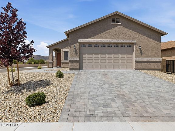 2nd image of 4934 N Medford Way