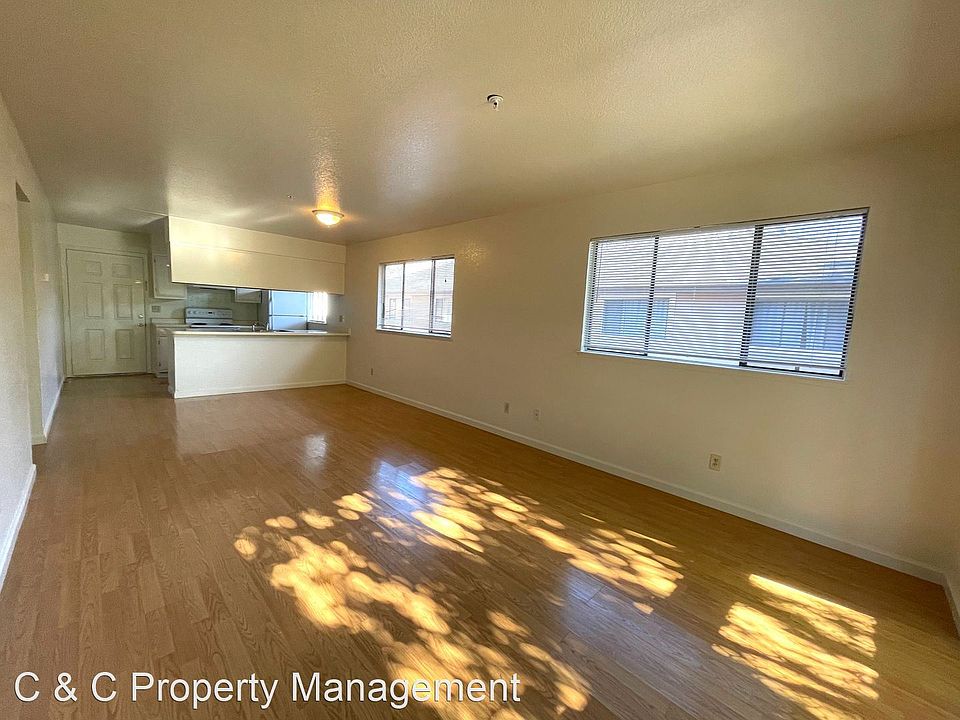 1st image of 230 Montecito Ave #10