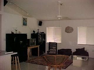 4th image of 818 Madrid Dr