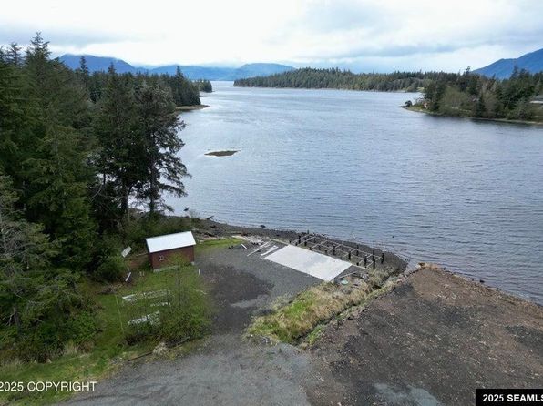 1465 Elizabeth Ct, Craig, AK 99921
