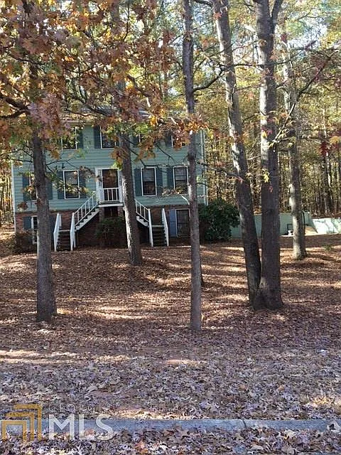 110 Benjamin Cir photo 1