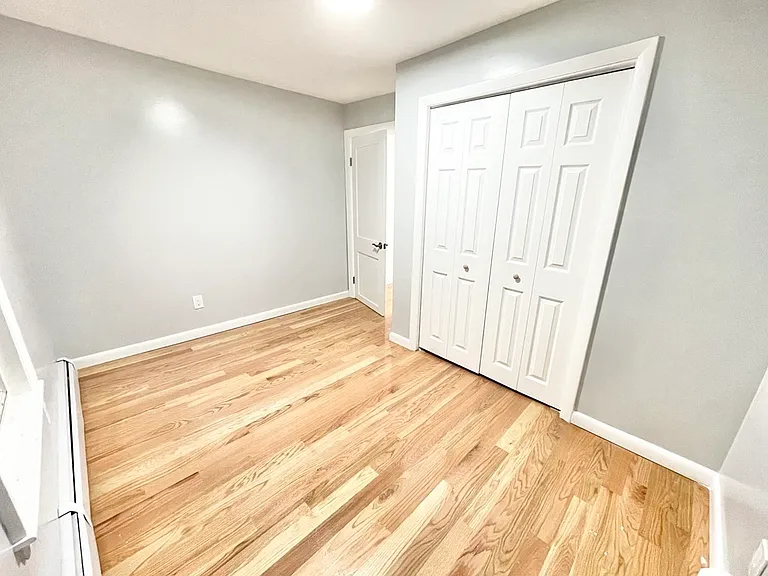 22 Clinton St #1 — Photo 5