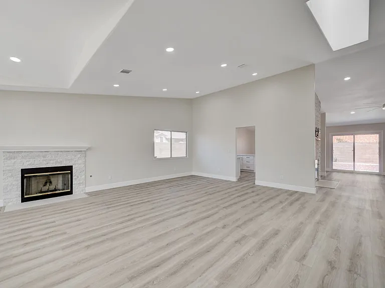 3120 Siena Cir — Photo 4