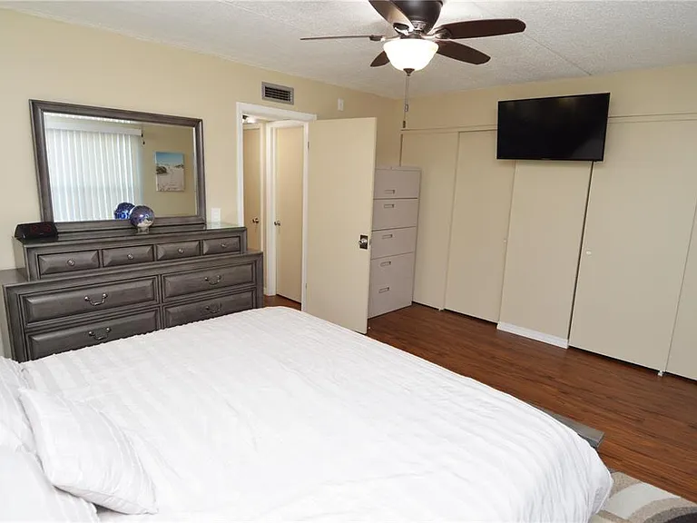 12760 Indian Rocks Rd #1030 — Photo 35