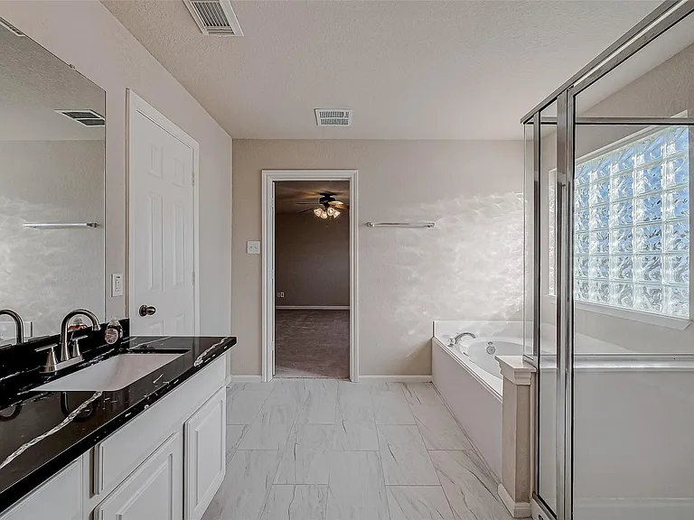 11408 Morning Brook Dr — Photo 34