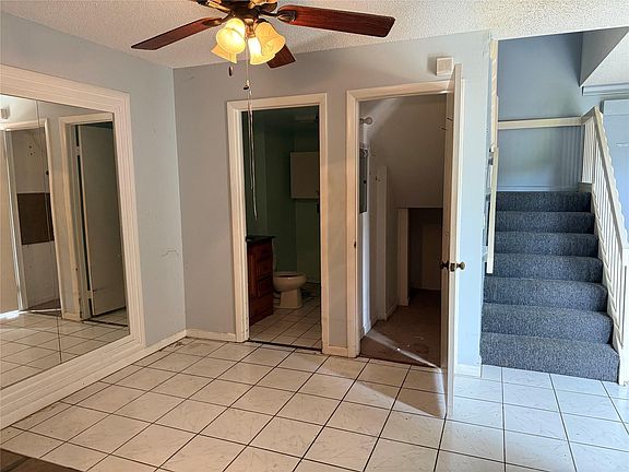 5th image of 2962 Waterford Drive #2962