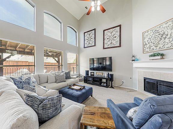 5th image of 8653 Shakespeare Ln