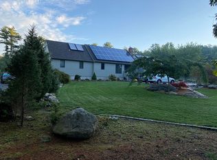 3 Old Fearing Hill Rd, Wareham, MA 02571