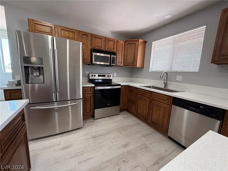 2670 N Trudy Ave — Photo 7