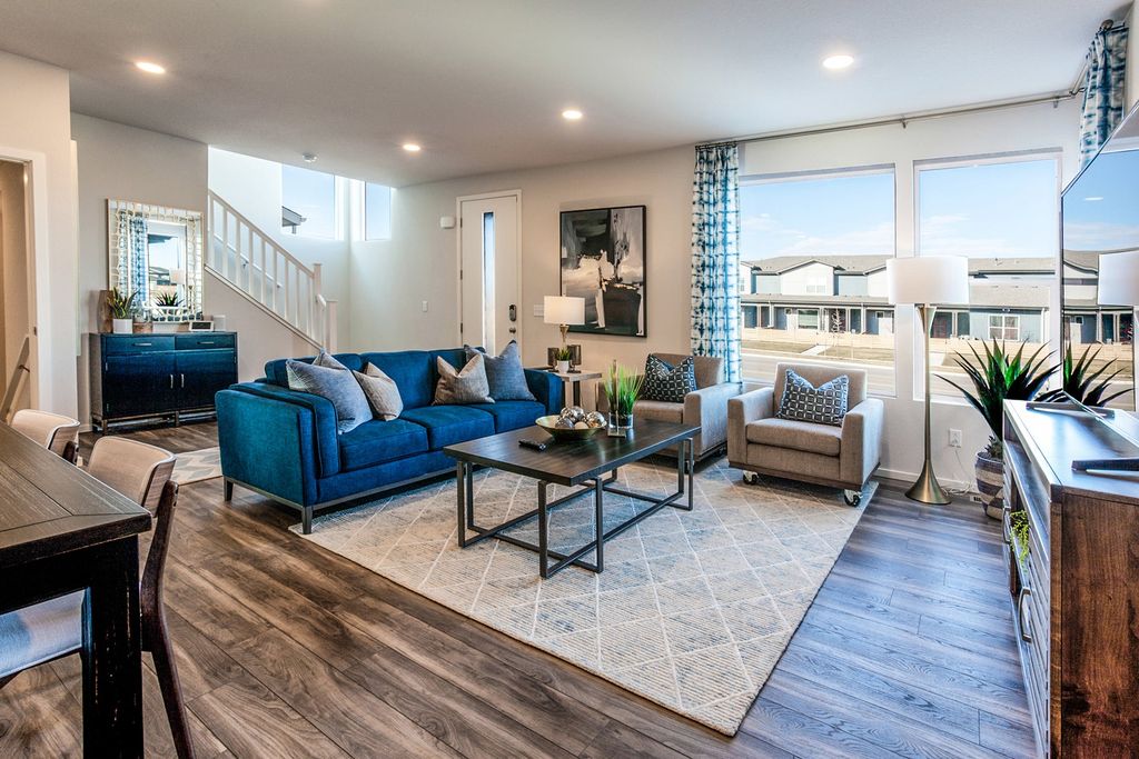 Newton Plan, Trailside Alley Load - Single Family Homes