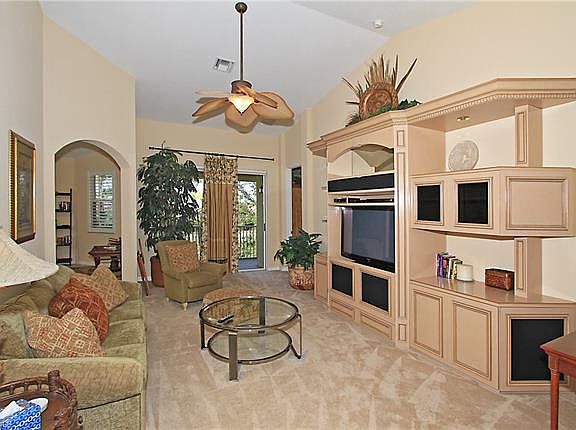 4th image of 1305 Mariposa Cir #1201