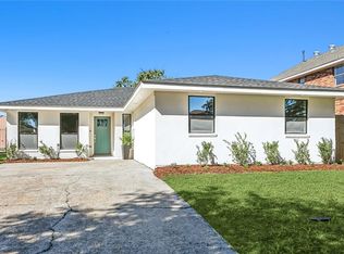 7470 Briarheath Dr, New Orleans, LA 70128