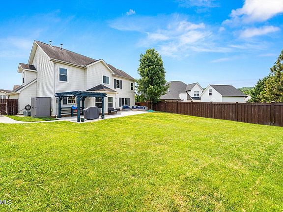 5th image of 7613 Vista View Ln