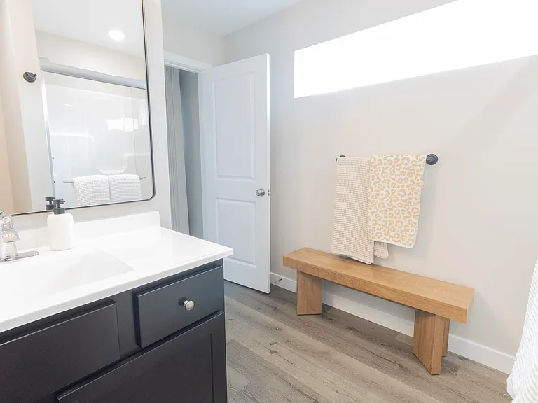 2700 Emery Dr — Photo 43