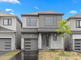 331 Crossway Ter, Ottawa, ON K2S2Z3