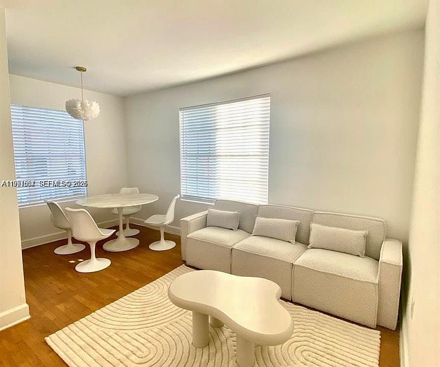 1st image of 605 Euclid Ave APT 103
