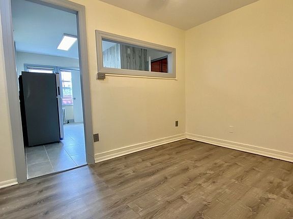 2nd image of 181 Eckford St #L2
