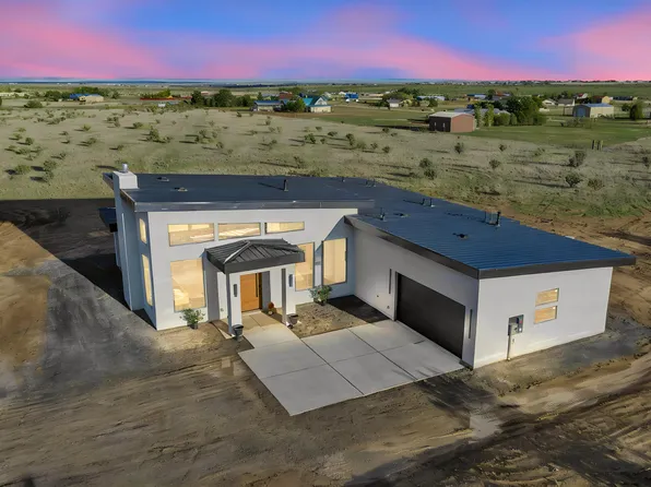 4 Cleveland Rd, Edgewood, NM 87015