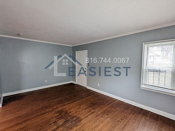 4th image of 5725 Park Ave