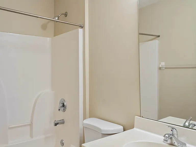 443 Indian Lake Dr — Photo 10