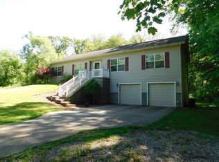 51700 Juniper Rd, South Bend, IN 46637