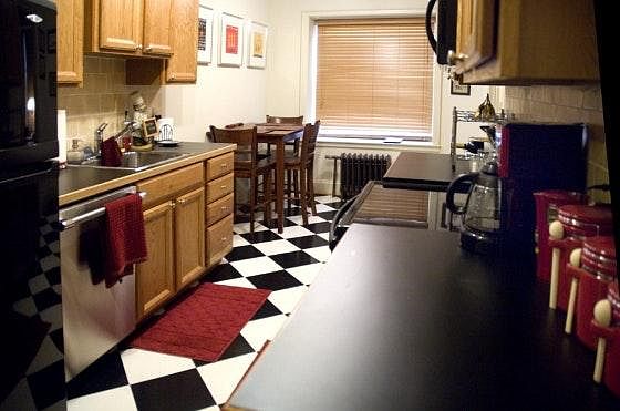 2nd image of 171 Linwood Ave APT 1C