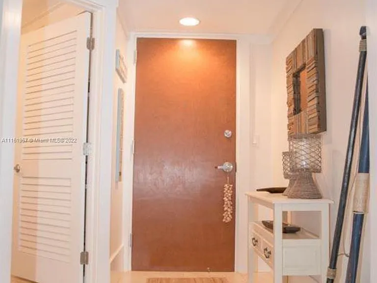 6365 Collins Ave #2409 — Photo 11
