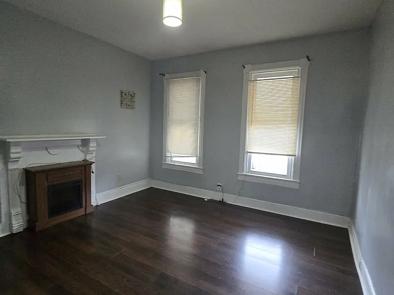 Foster Ave — Photo 3