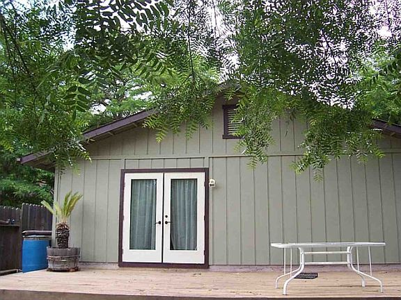 Back Deck/Doors to Master