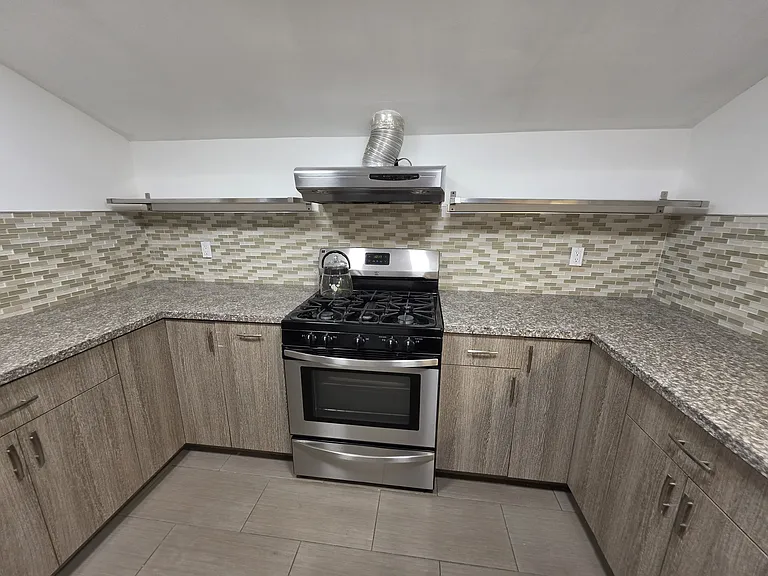 6641 Agnes Ave #GH — Photo 40